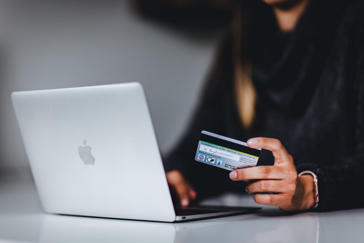 Experience Fast and Simple Shopping Online