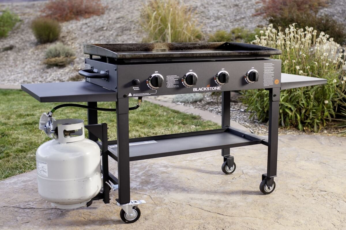 Choose outdoor best kitchen equipment for cooking