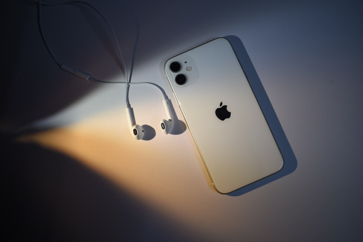 apple mobile phones